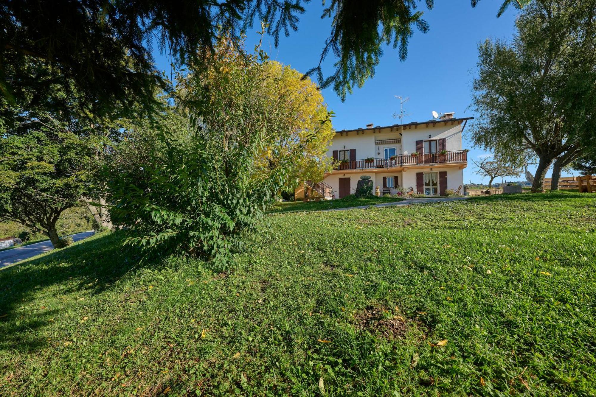 Apartmán Dimora Valentina Sant'Anna d'Alfaedo Exteriér fotografie